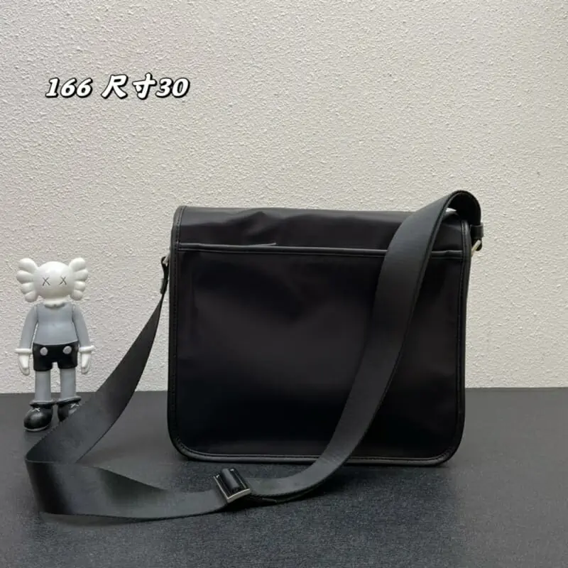 prada aaa homme mini sac a main s_123b37a2